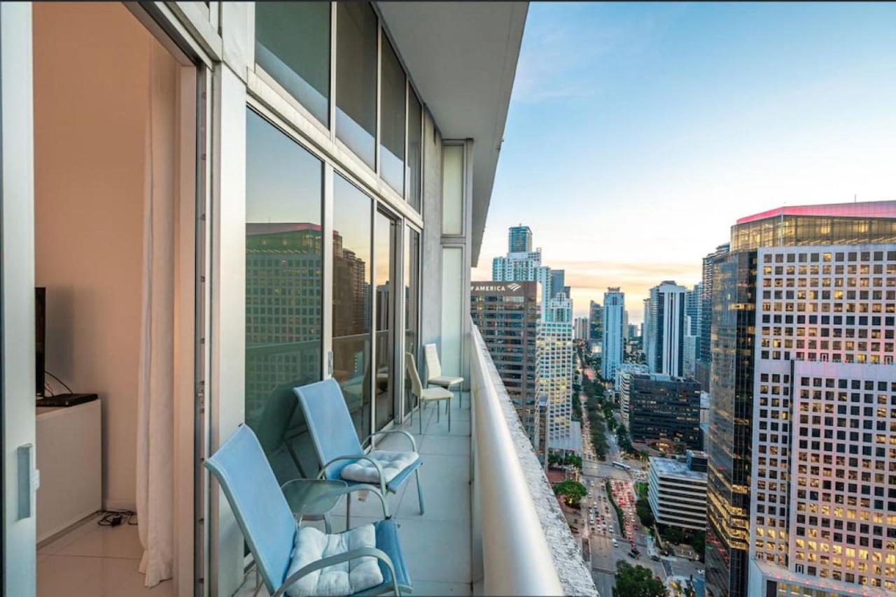 Beautiful One Bedroom Condo 16Ft Ceilings At The W Miami Kültér fotó